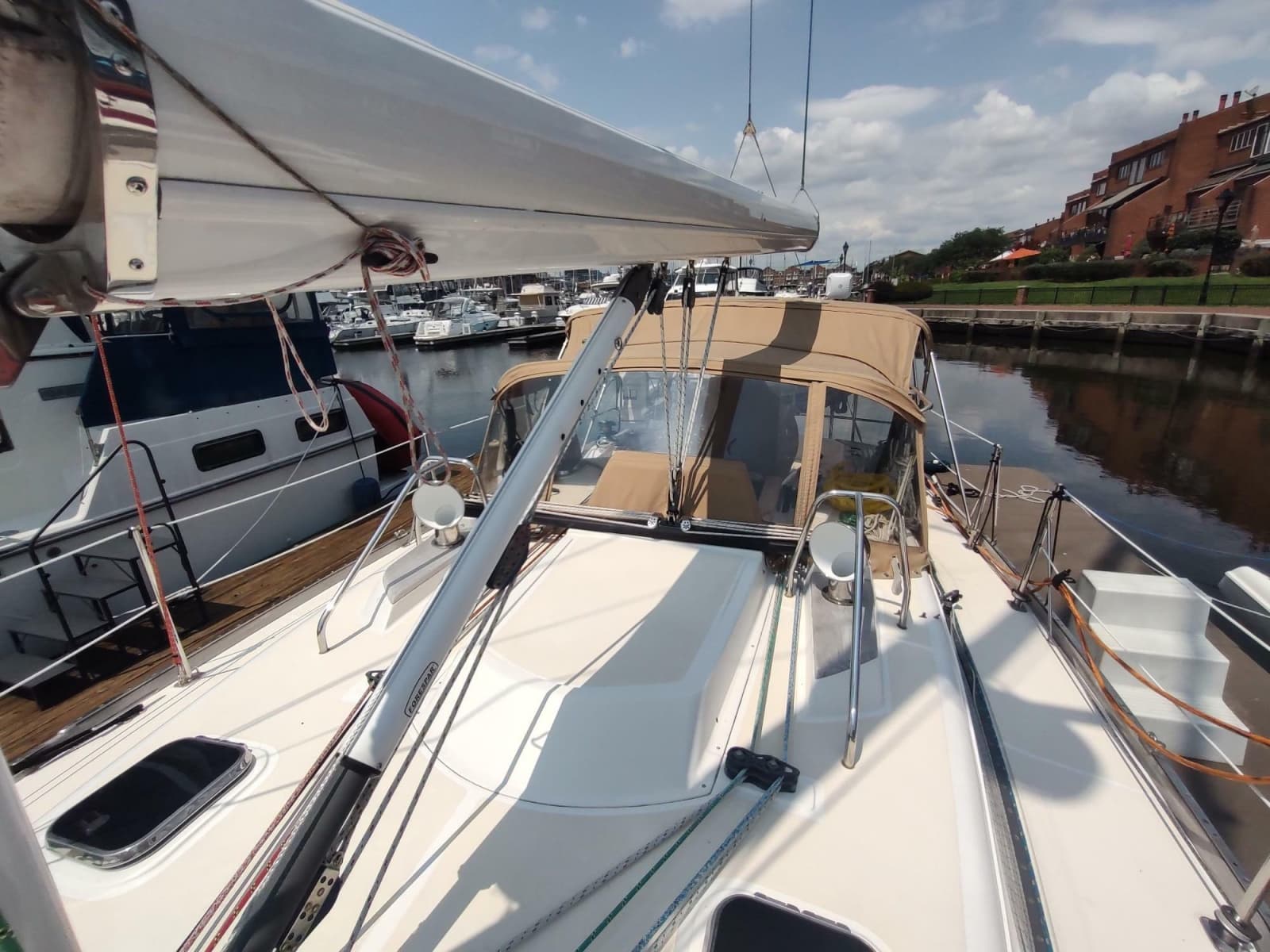 2004 Tartan 3700 - Photo 16