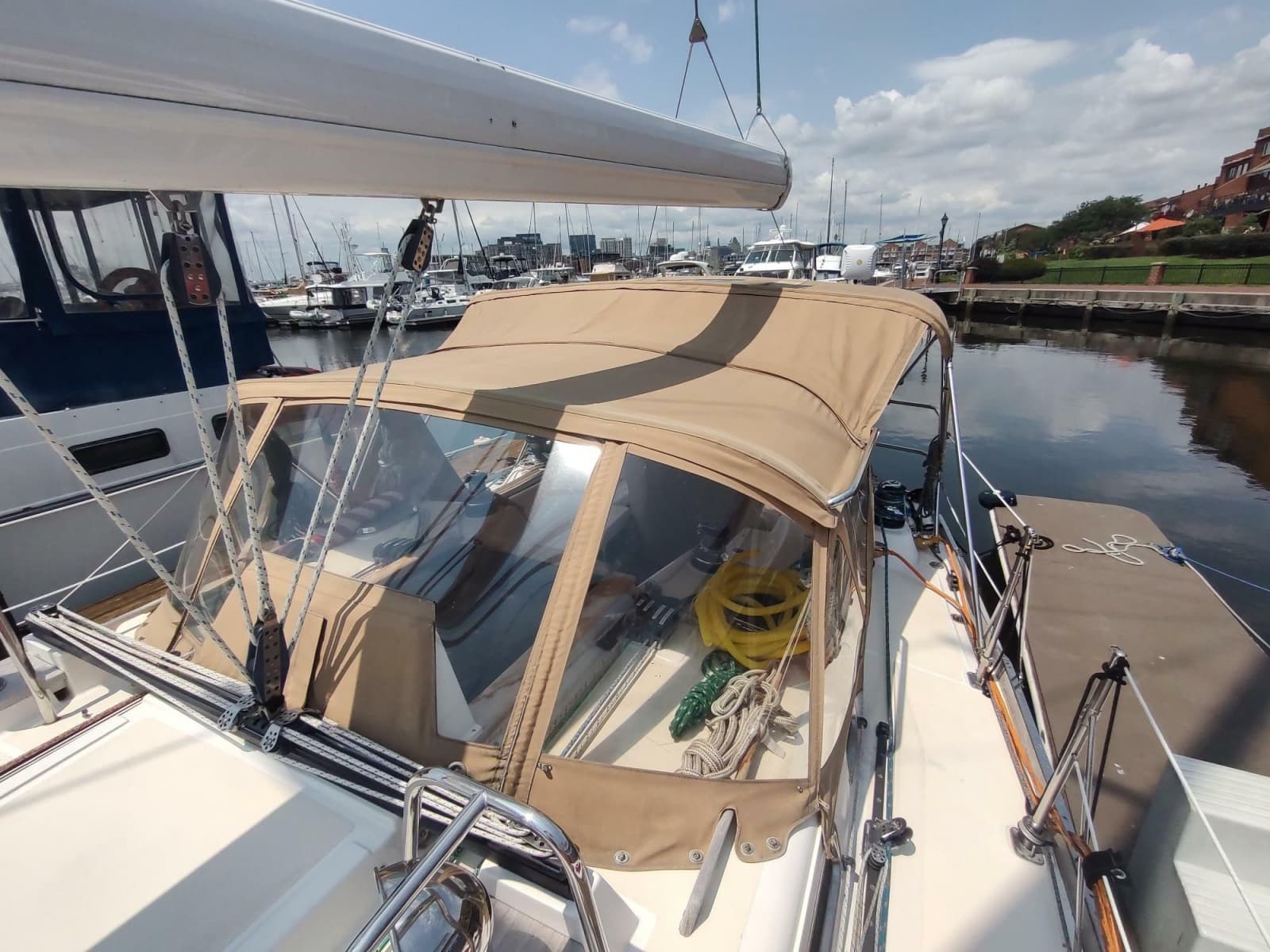 2004 Tartan 3700 - Photo 19