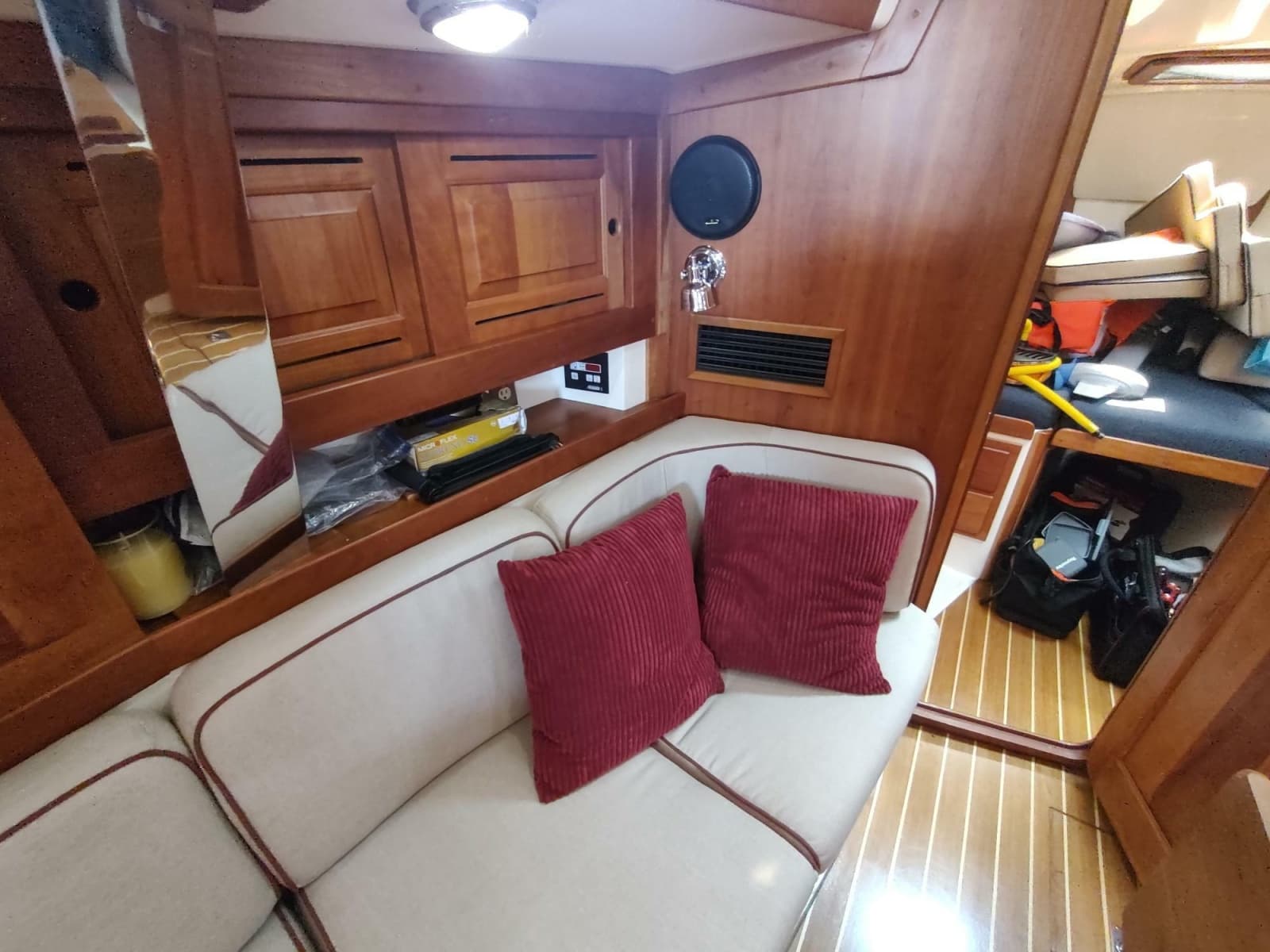 2004 Tartan 3700 - Photo 86