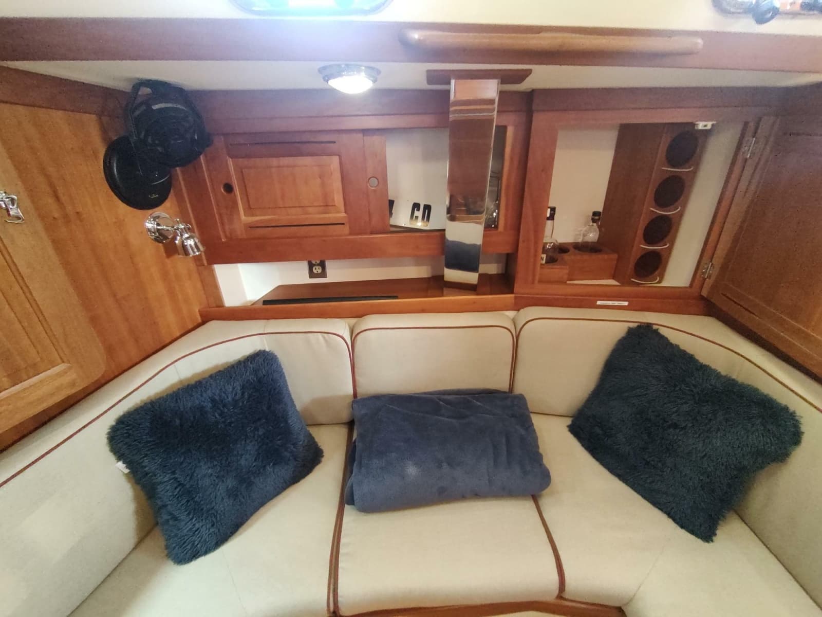 2004 Tartan 3700 - Photo 93