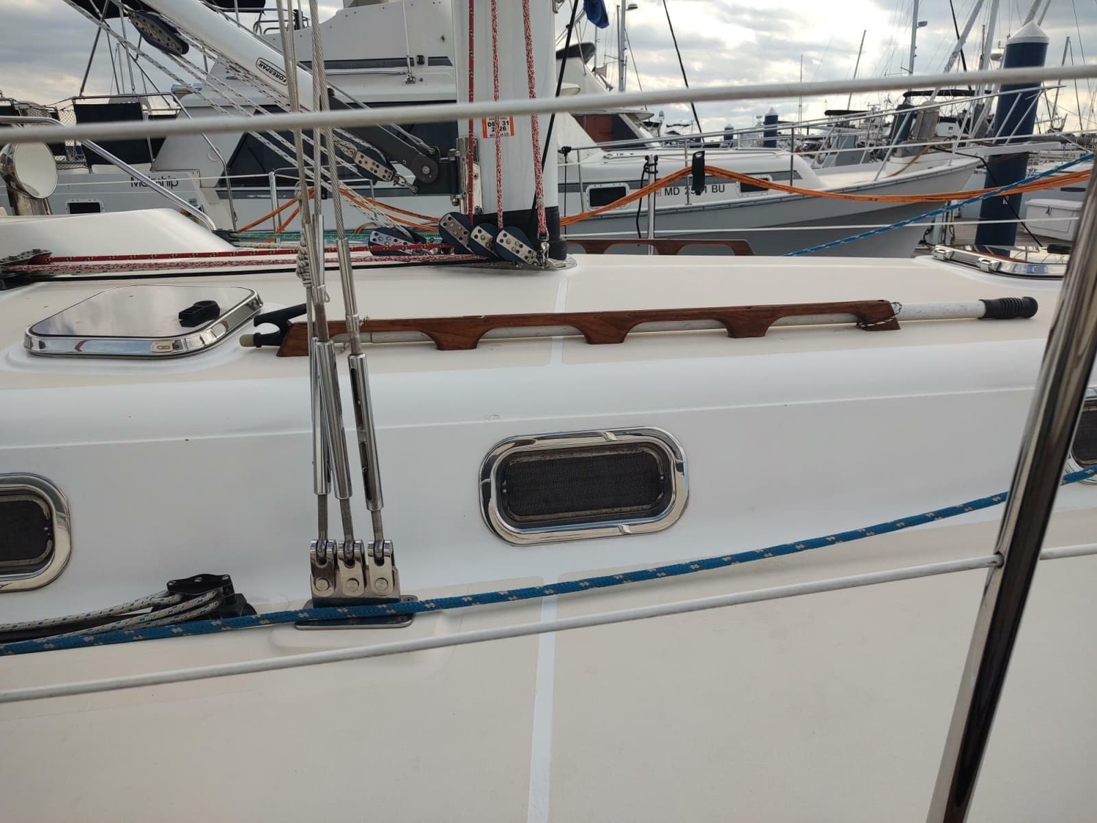 2004 Tartan 3700 - Photo 16