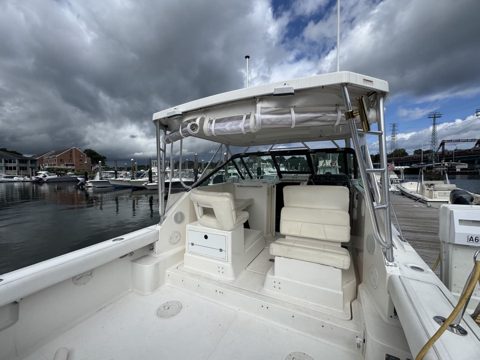 2005 Tiara Yachts 2900 Open - Photo 6