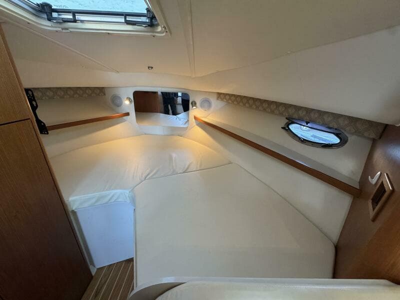 2005 Tiara Yachts 2900 Open - Photo 16