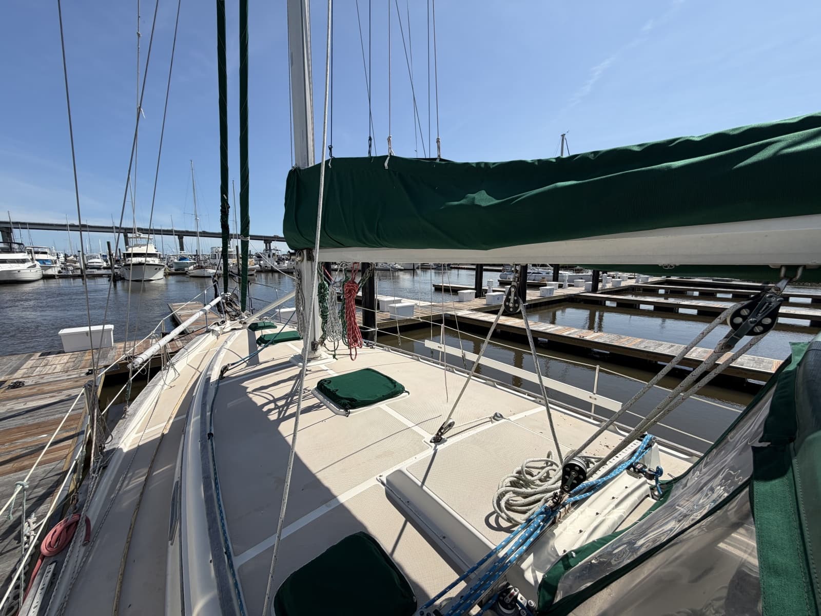 1986 Island Packet 38 - Photo 12