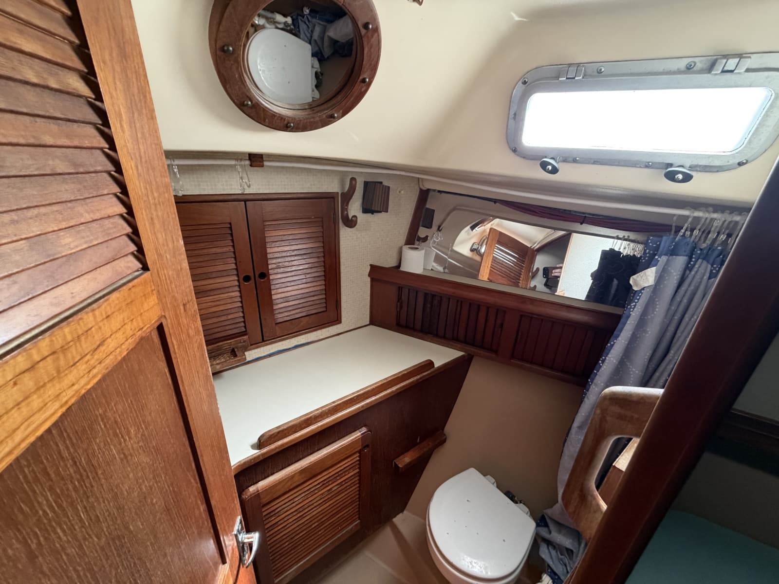 1986 Island Packet 38 - Photo 40