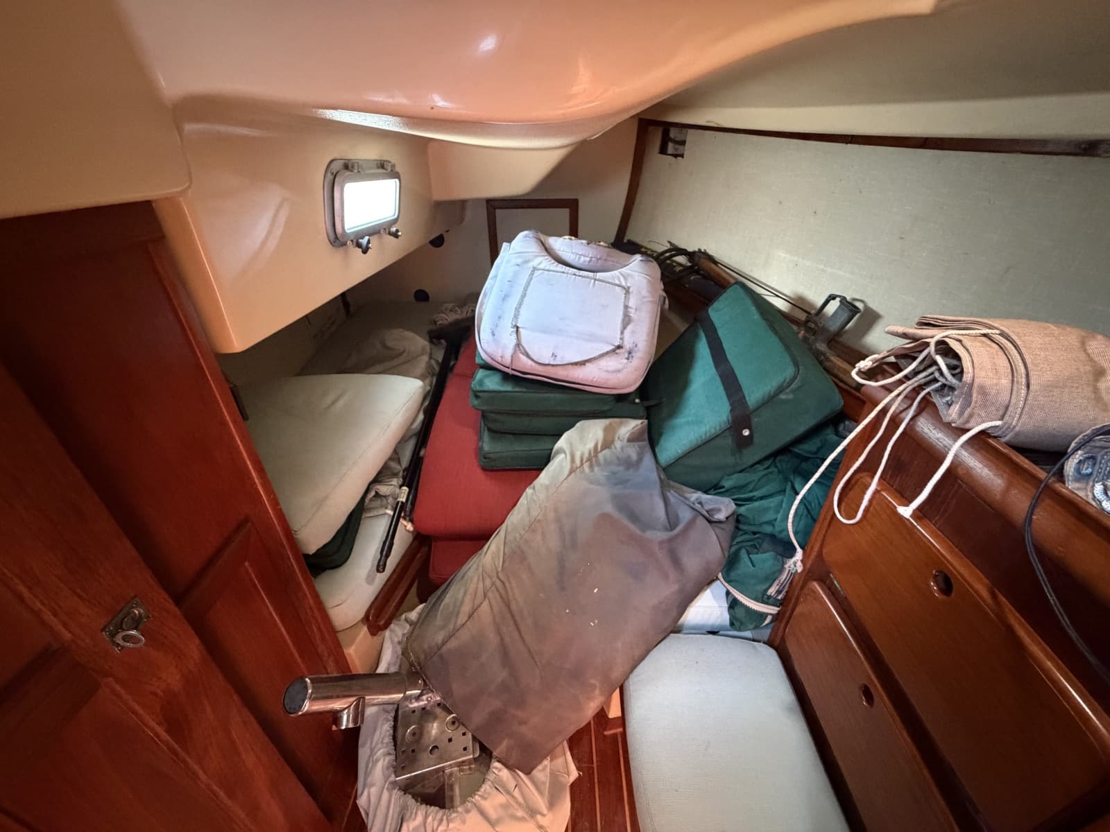 1986 Island Packet 38 - Photo 26