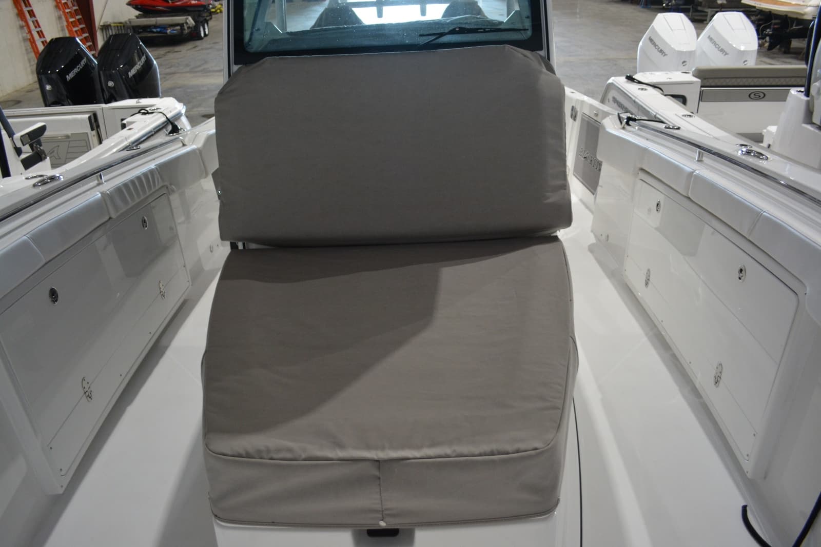 2023 Blackfin 332 CC - Photo 13