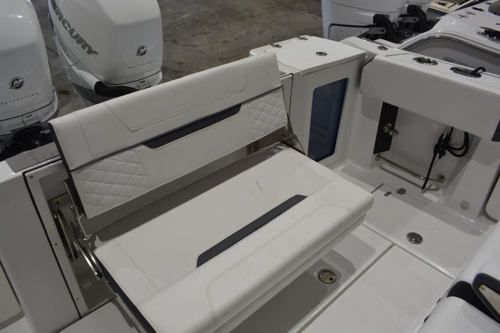 2023 Blackfin 332 CC - Photo 7
