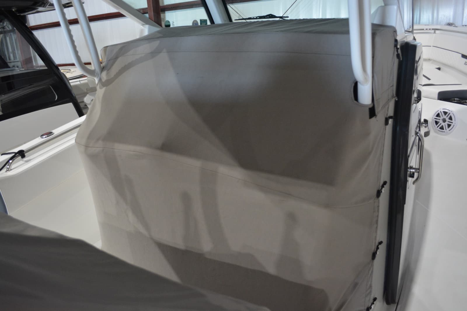 2023 Blackfin 332 CC - Photo 16