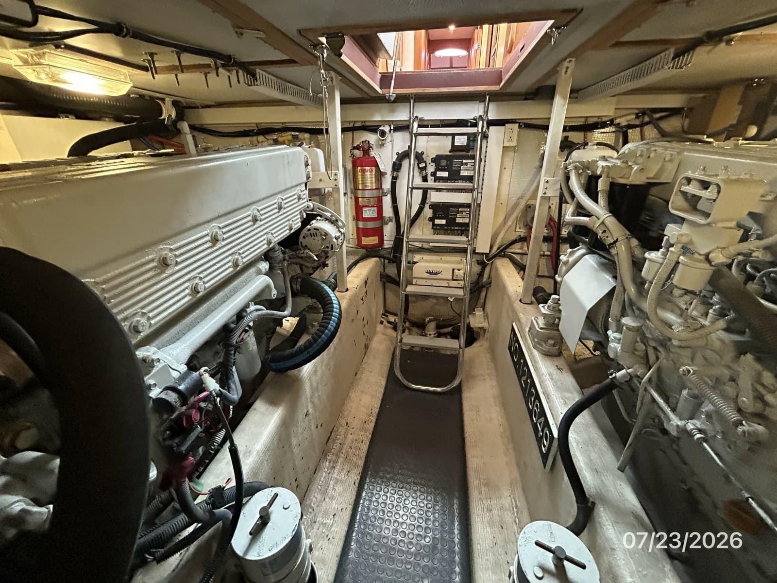 2005 Sabre Flybridge - Photo 59