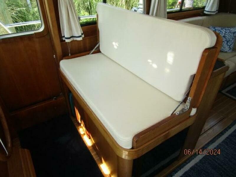 2005 Sabre Flybridge - Photo 87