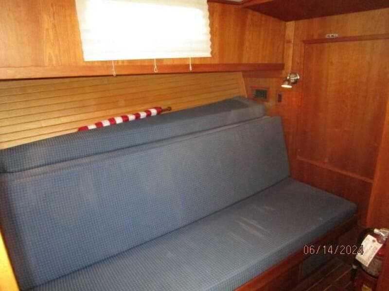 2005 Sabre Flybridge - Photo 109