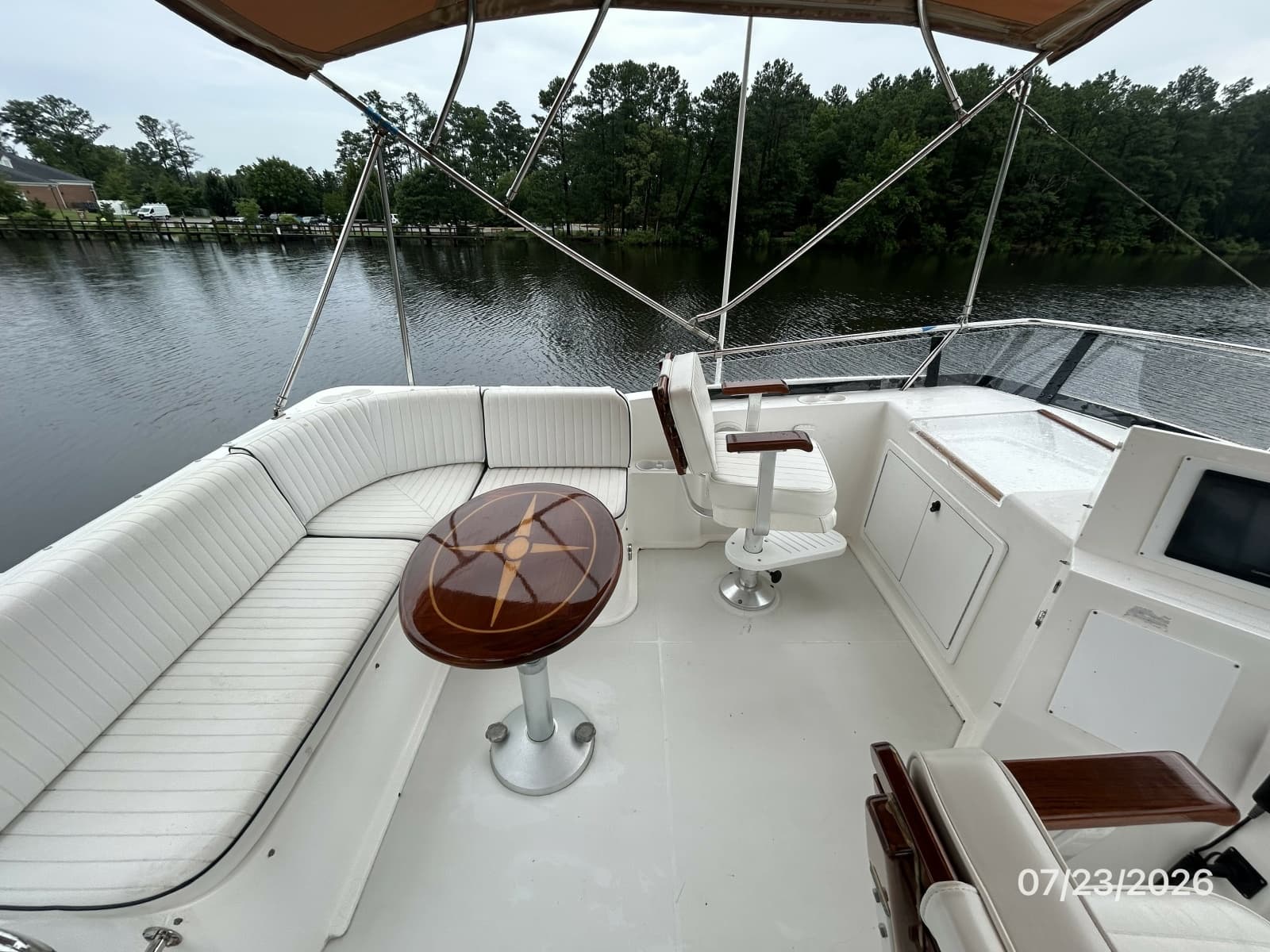 2005 Sabre Flybridge - Photo 15