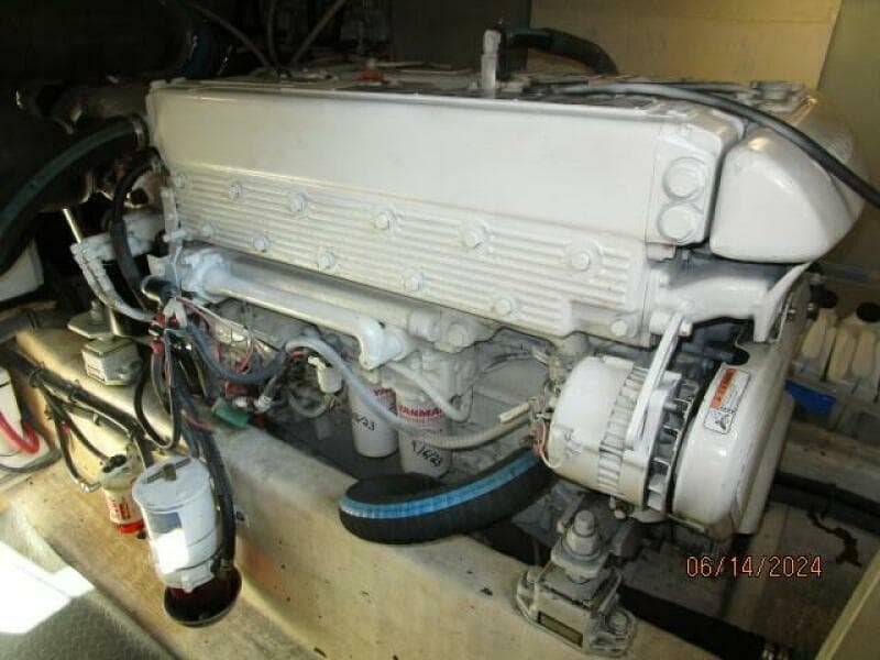 2005 Sabre Flybridge - Photo 121