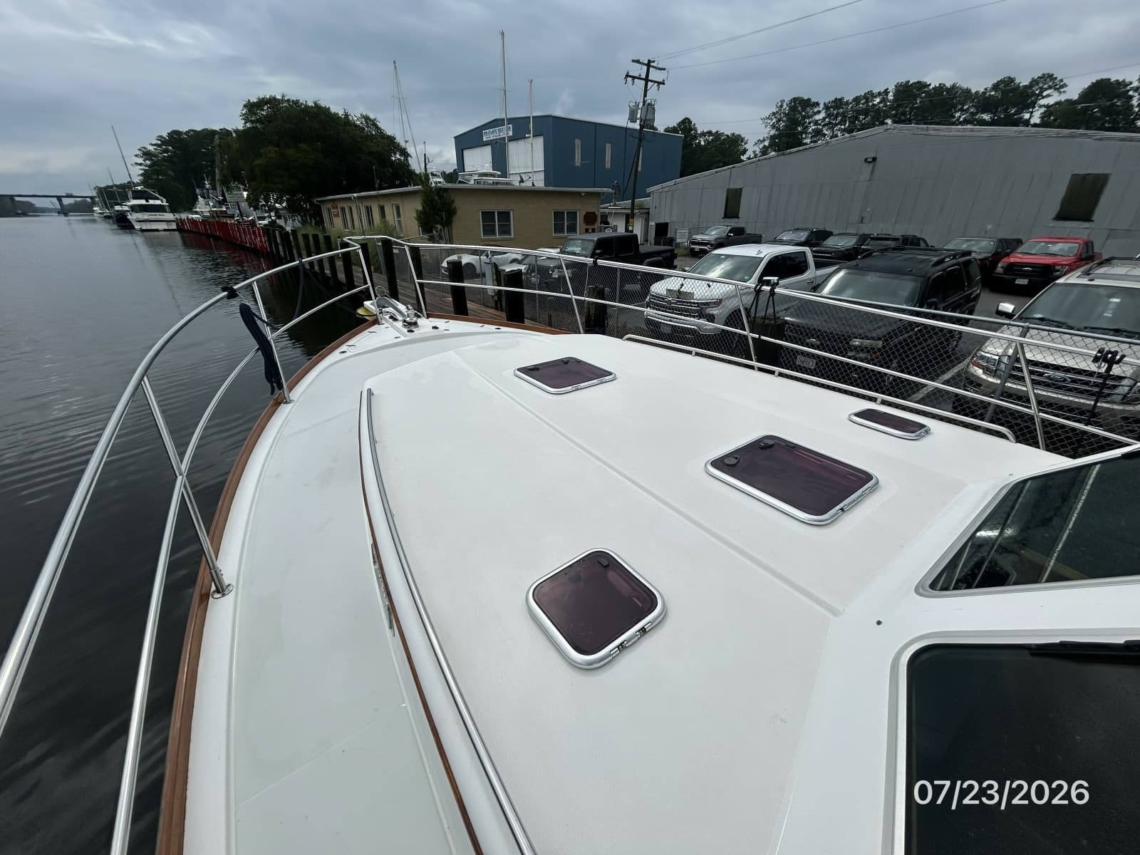 2005 Sabre Flybridge - Photo 6