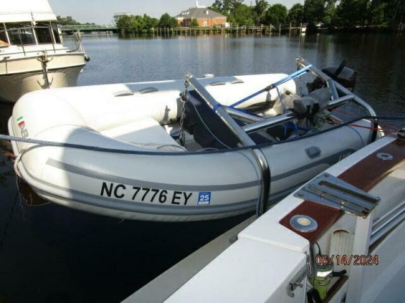 2005 Sabre Flybridge - Photo 61