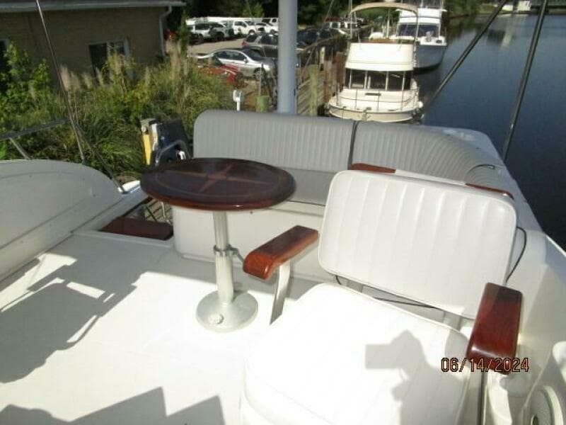2005 Sabre Flybridge - Photo 25