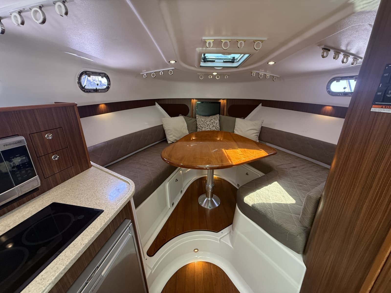 2016 Pursuit 345 OS - Photo 15