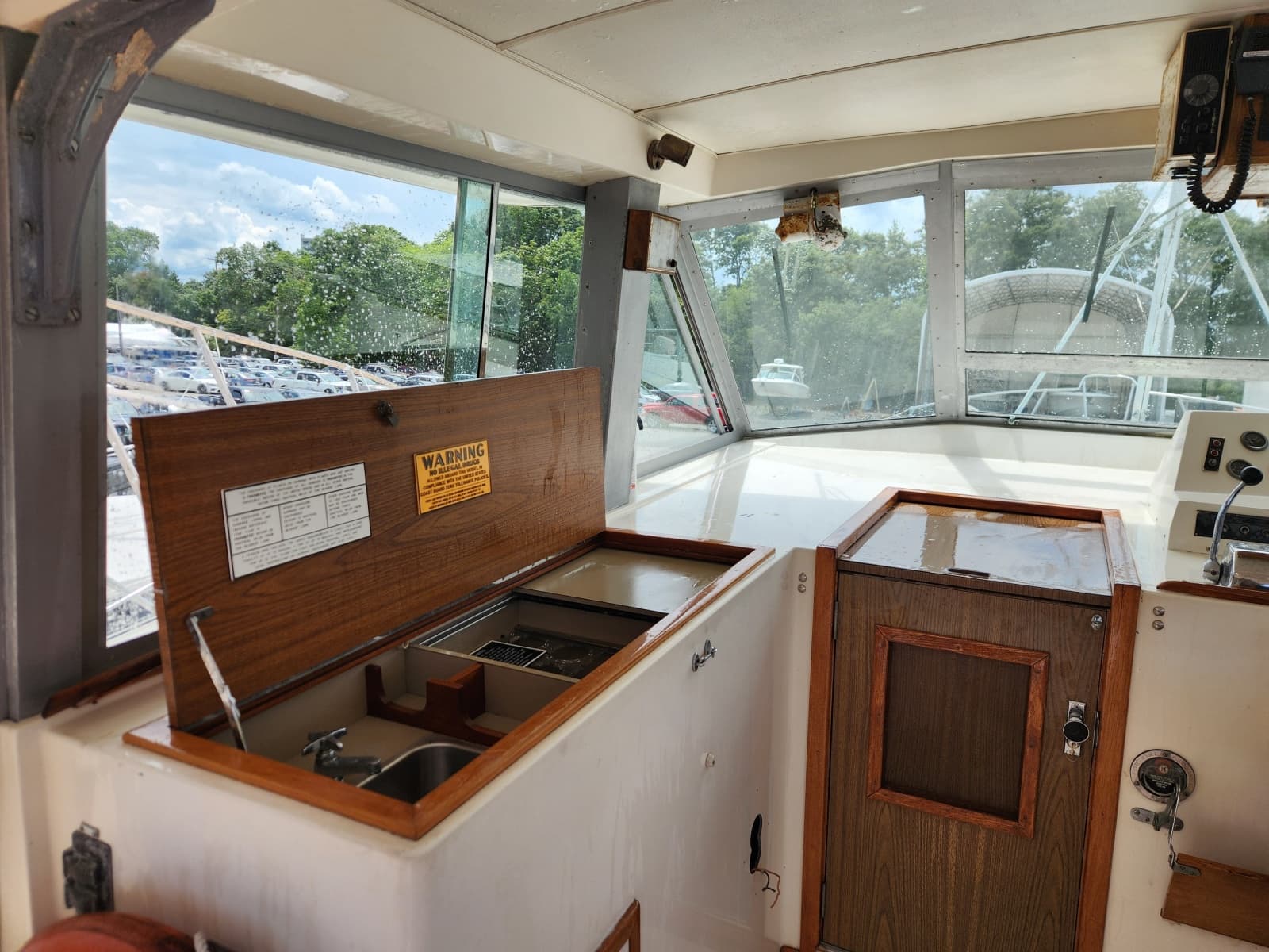 1980 Bertram  - Photo 10