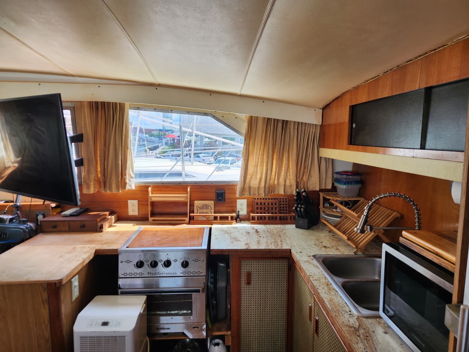 1980 Bertram  - Photo 22