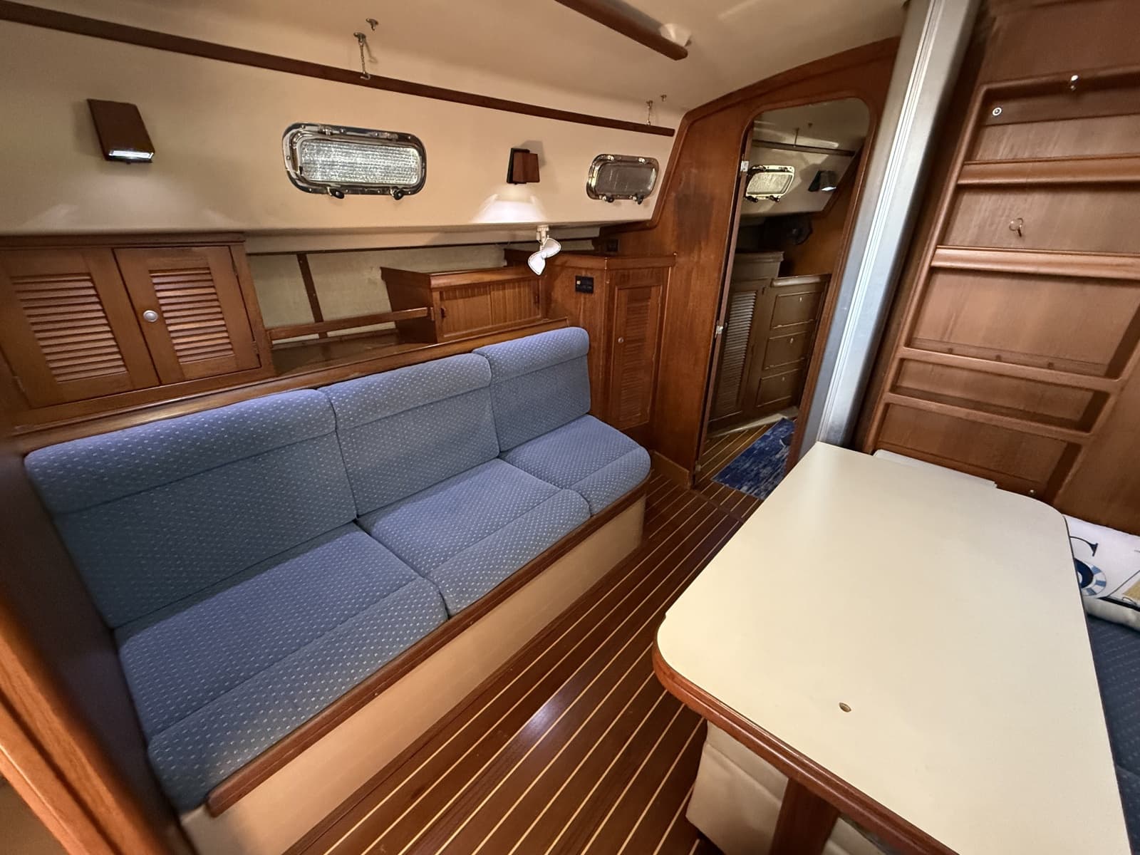 1996 Island Packet 40 - Photo 20