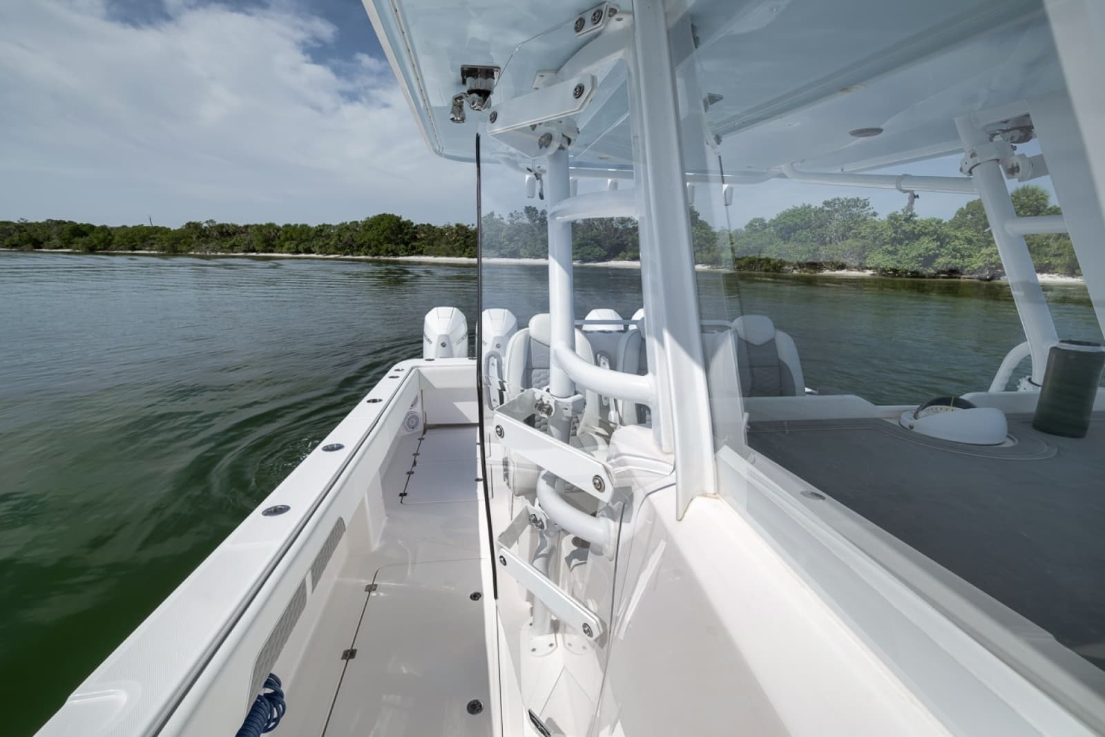 2025 Invincible 35 Catamaran - Photo 35