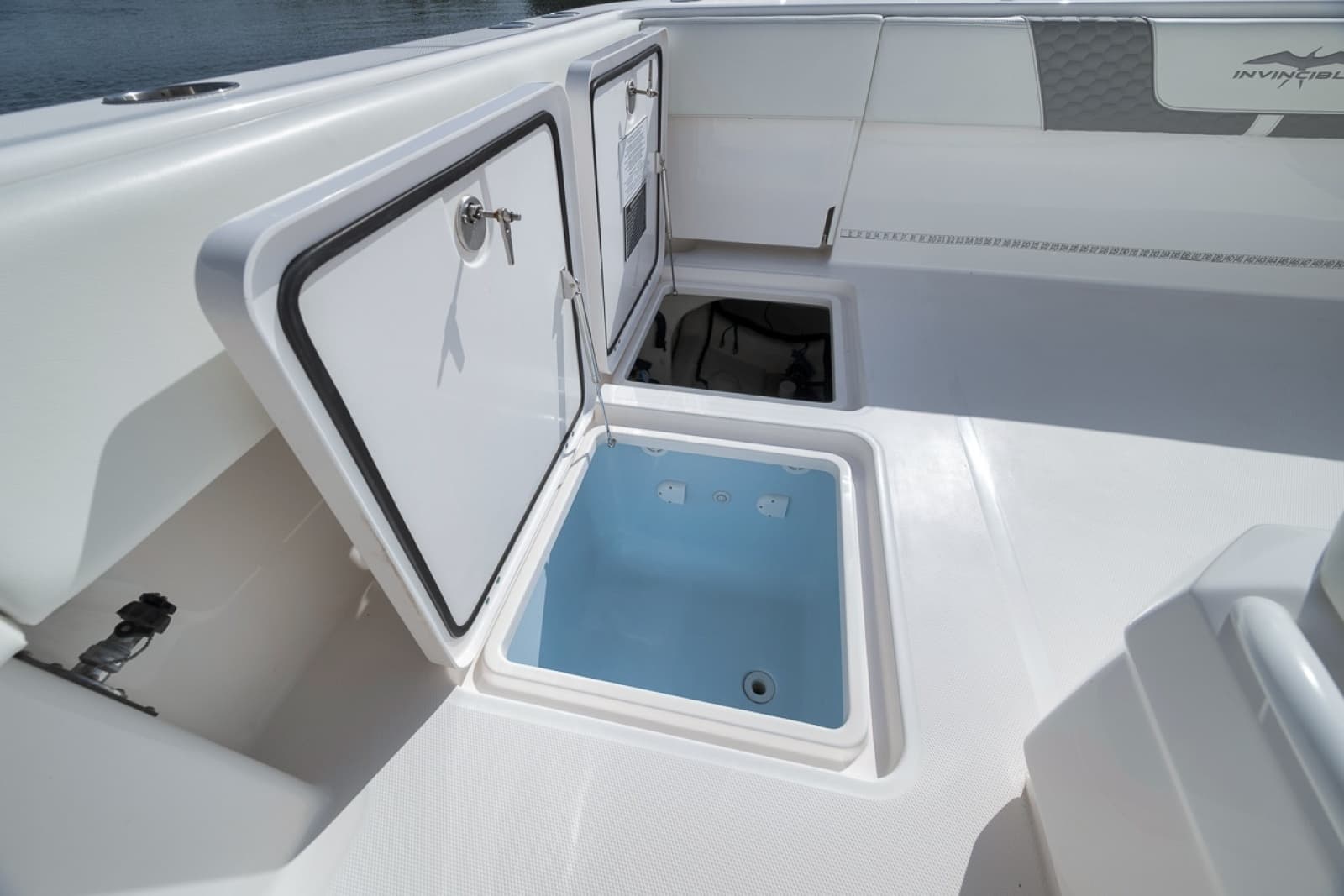 2025 Invincible 35 Catamaran - Photo 40