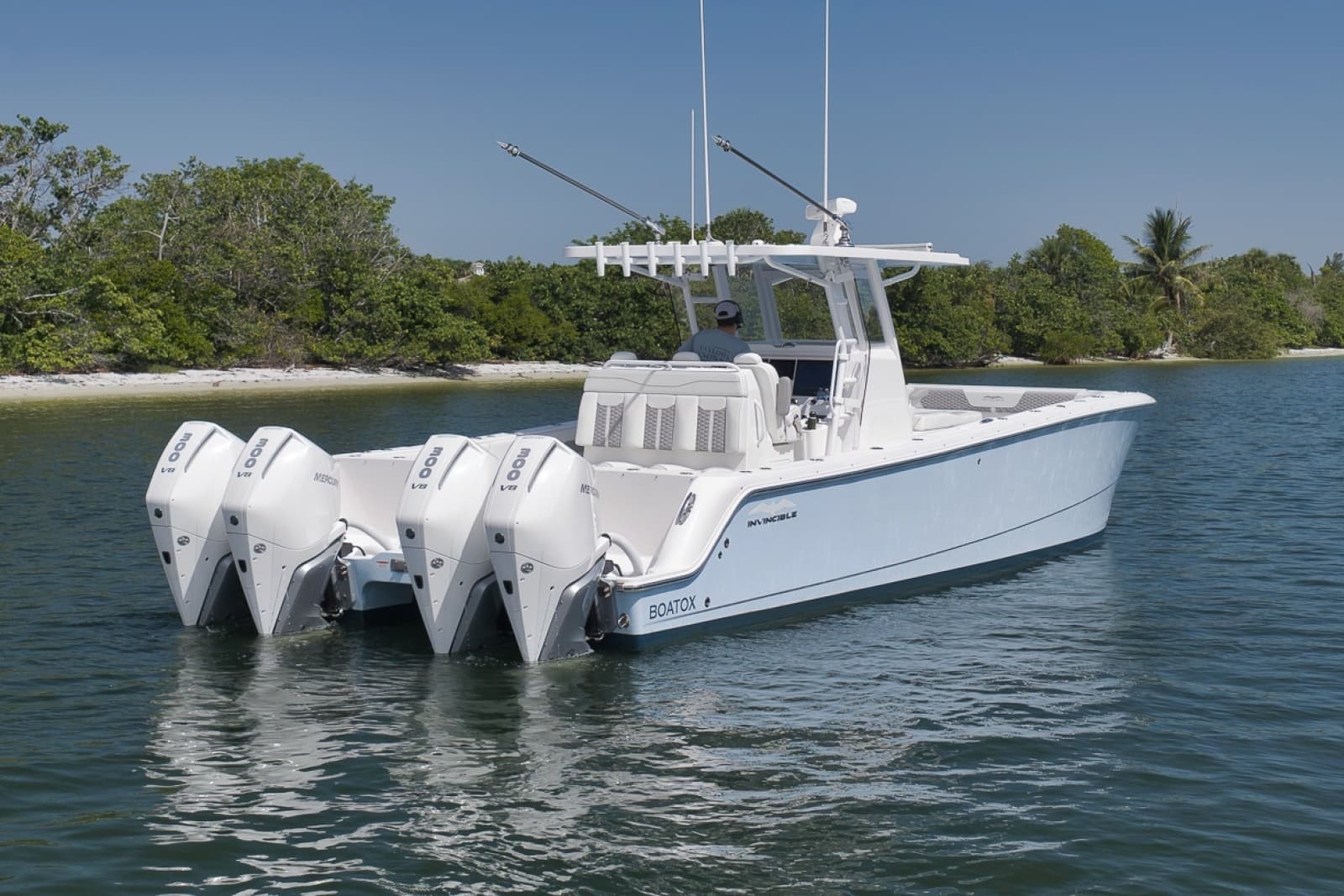 2025 Invincible 35 Catamaran - Photo 12