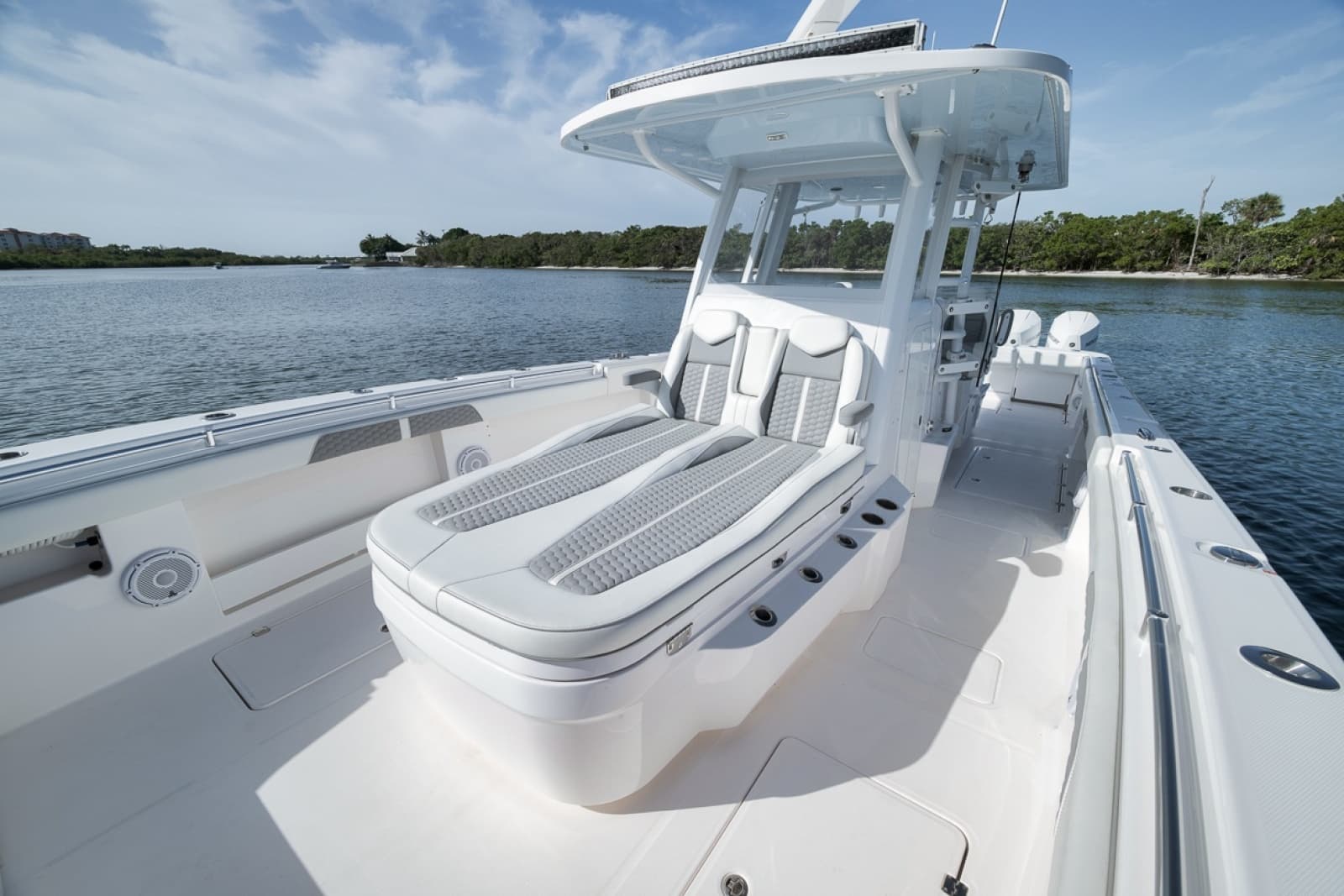 2025 Invincible 35 Catamaran - Photo 25