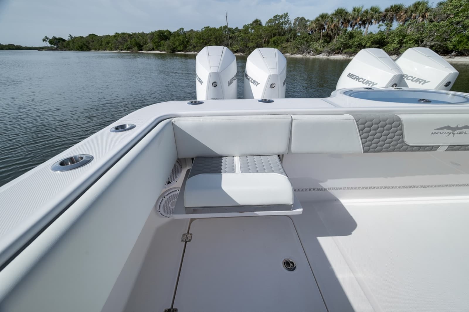 2025 Invincible 35 Catamaran - Photo 42