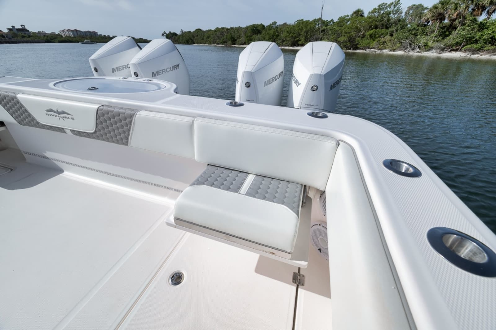 2025 Invincible 35 Catamaran - Photo 43