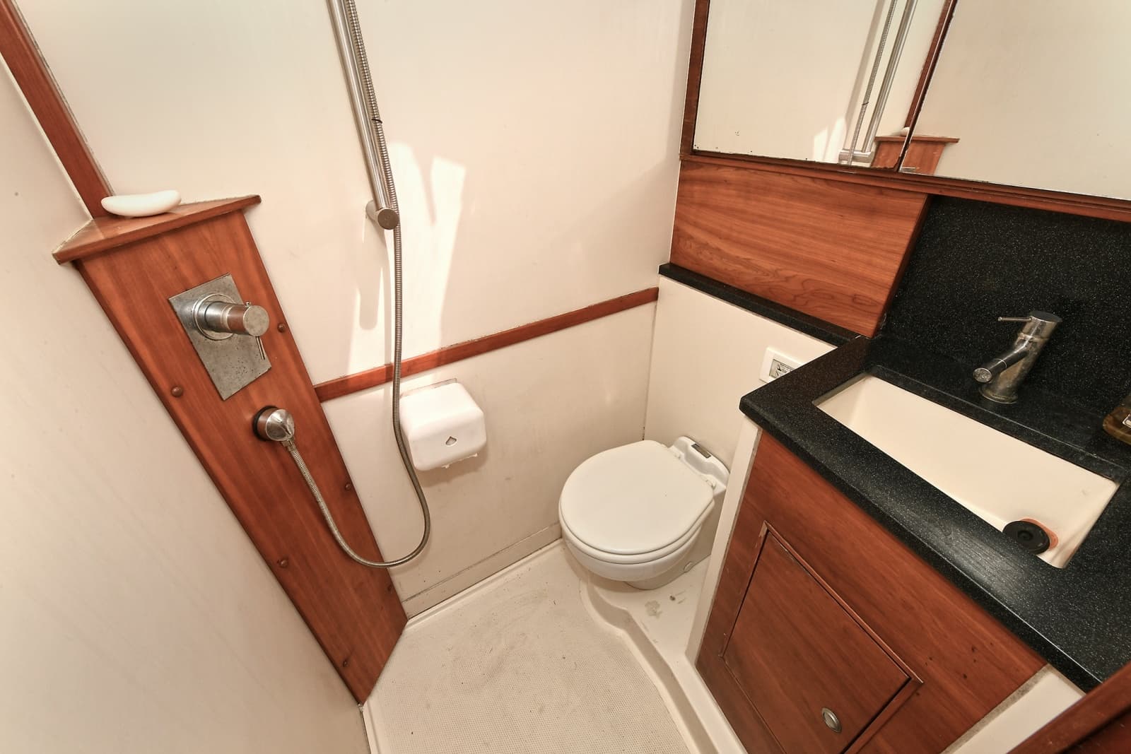 2008 Hanse 470E - Photo 31