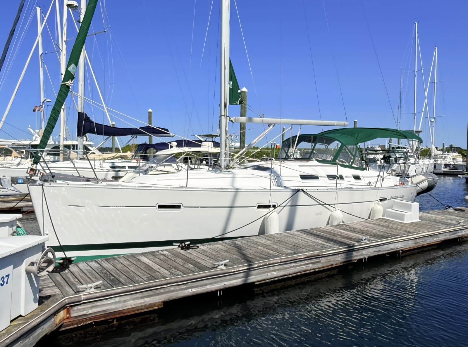 2004 Beneteau 373 - Photo 2