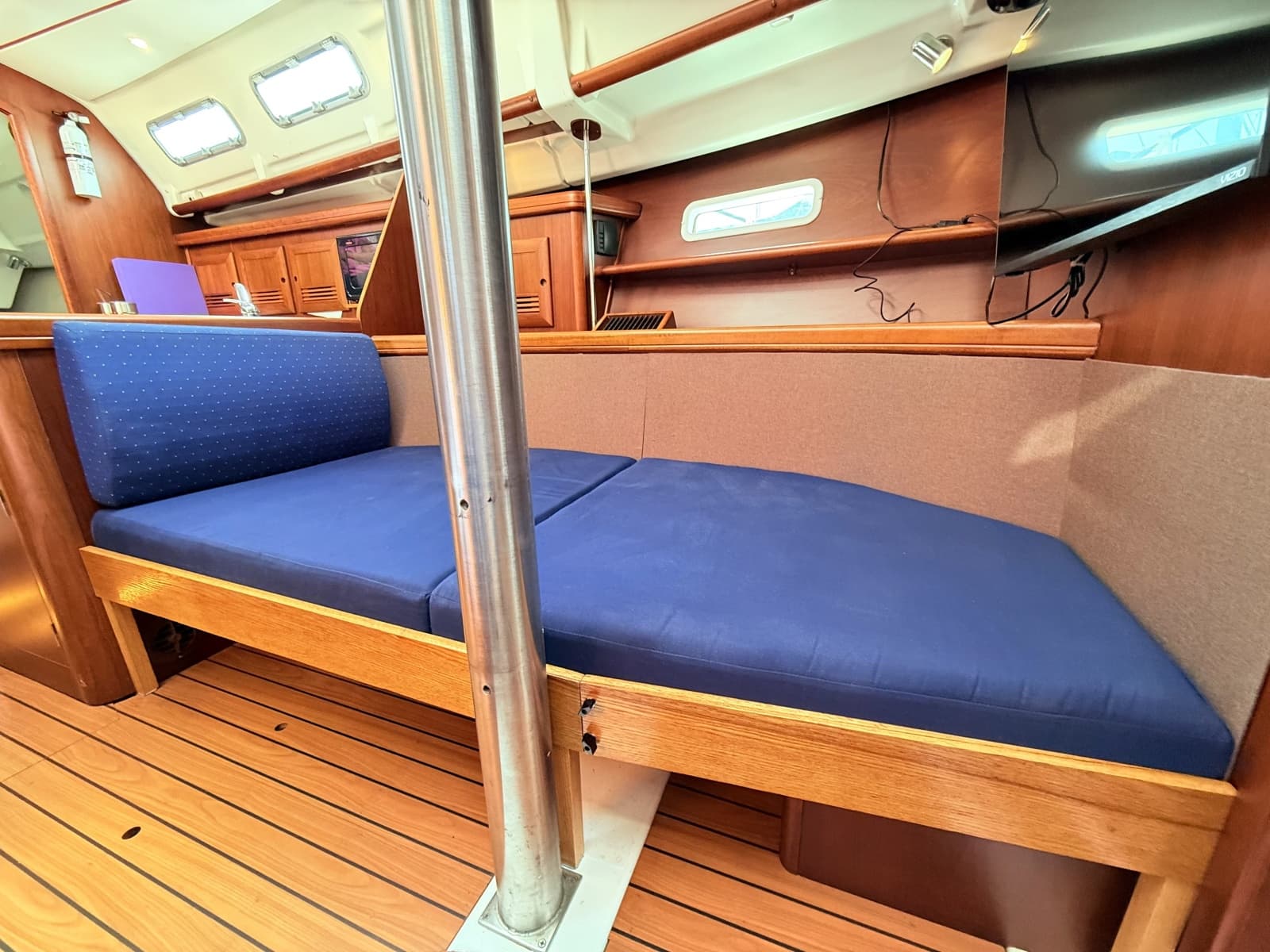 2004 Beneteau 373 - Photo 16