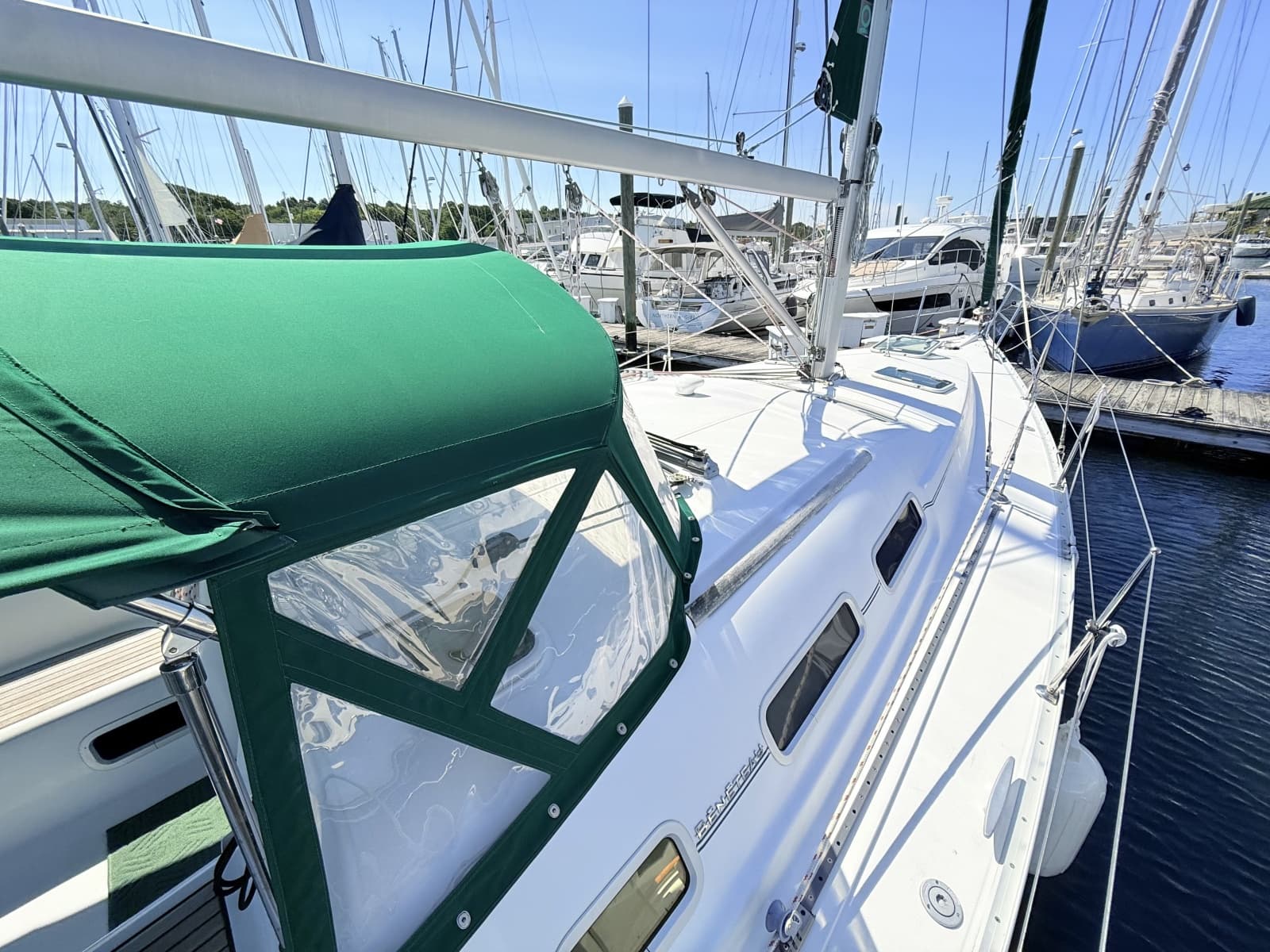 2004 Beneteau 373 - Photo 5