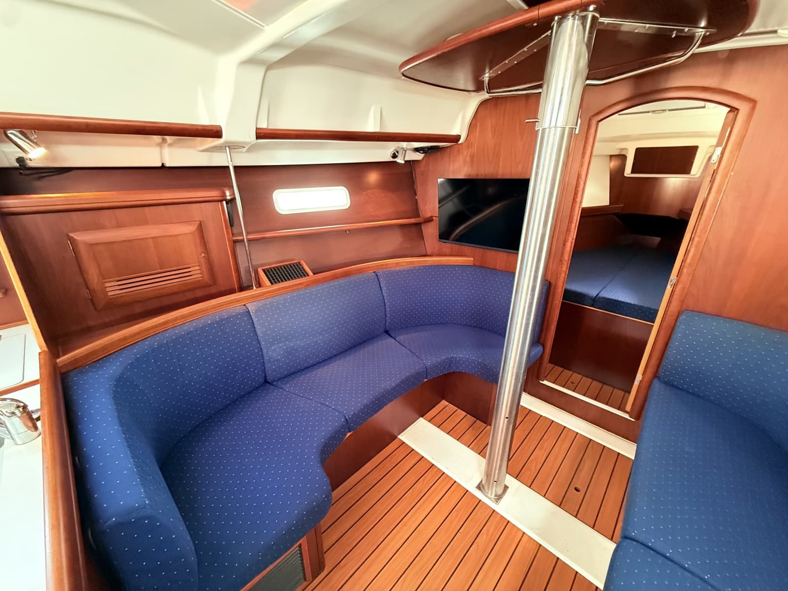 2004 Beneteau 373 - Photo 16