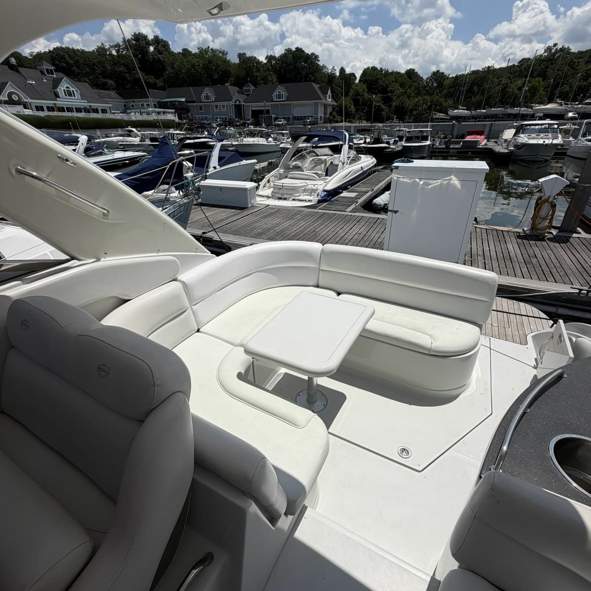 2008 Crownline 340 CR - Photo 5