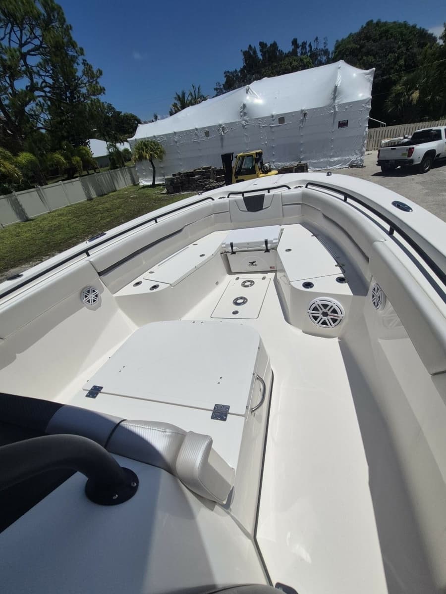2019 Wellcraft 352 Fisherman - Photo 7