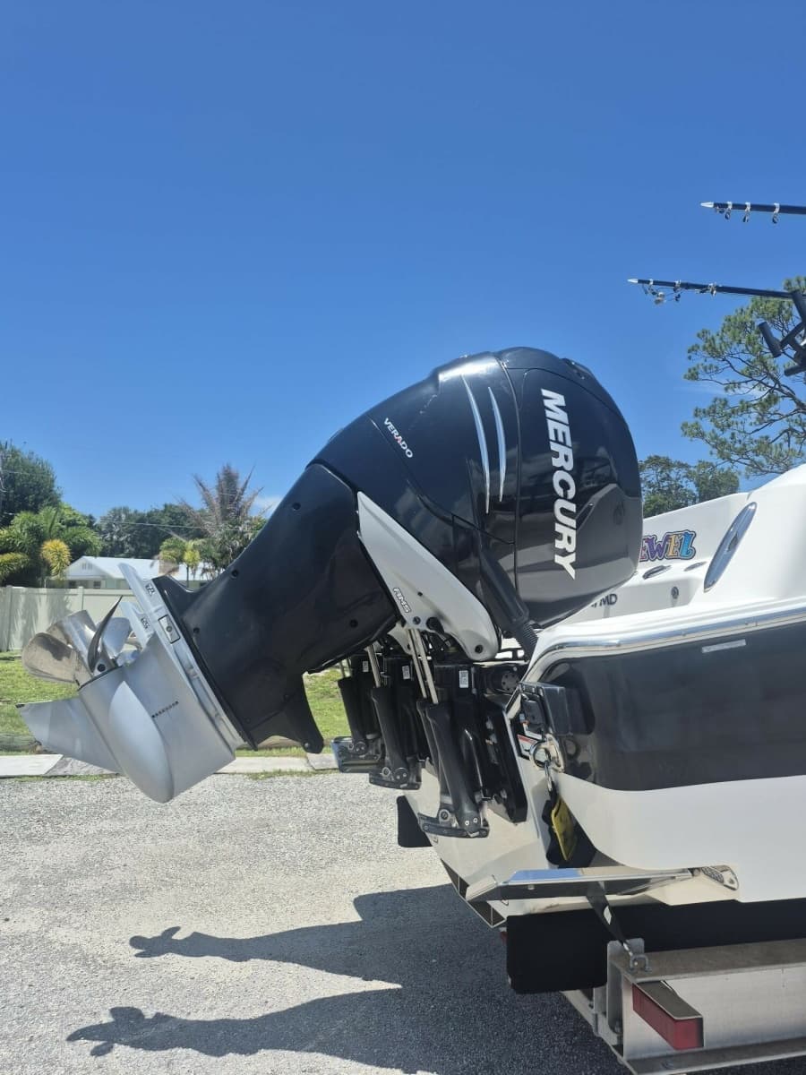 2019 Wellcraft 352 Fisherman - Photo 4
