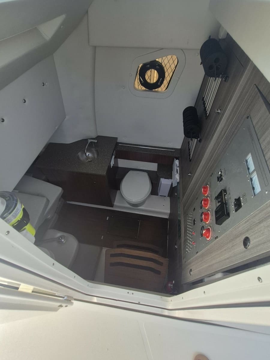 2019 Wellcraft 352 Fisherman - Photo 18