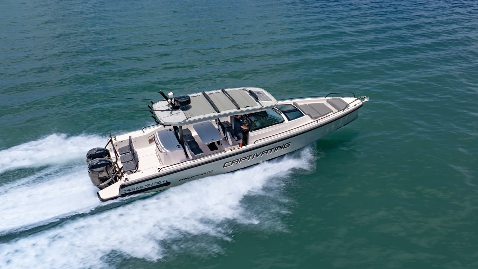 2023 Axopar 37 - Photo 10