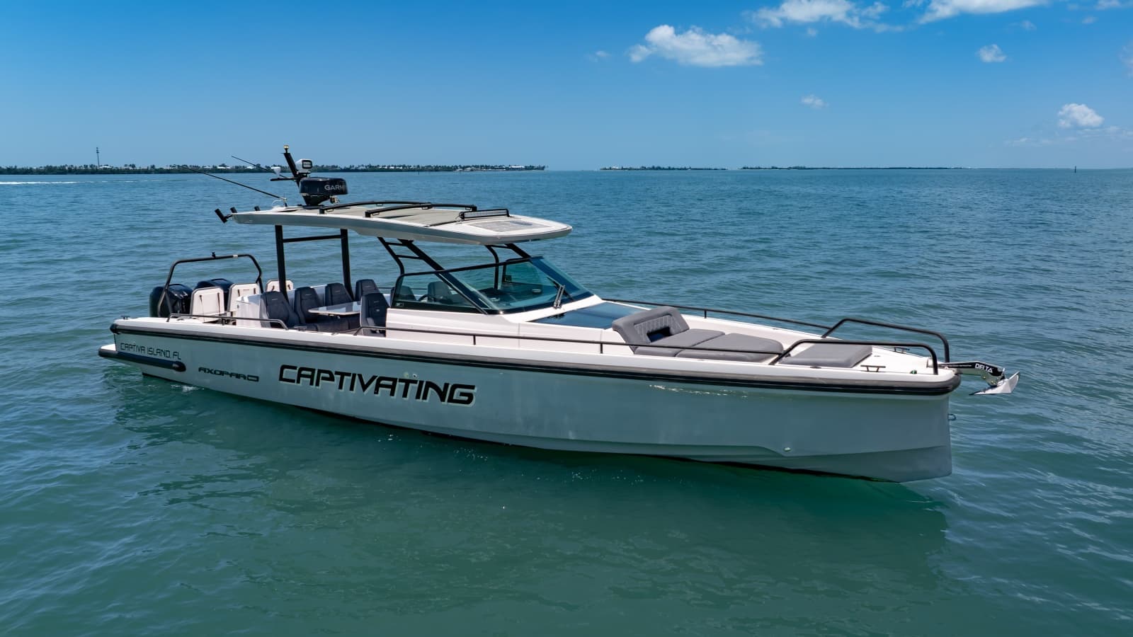 2023 Axopar 37 - Photo 21