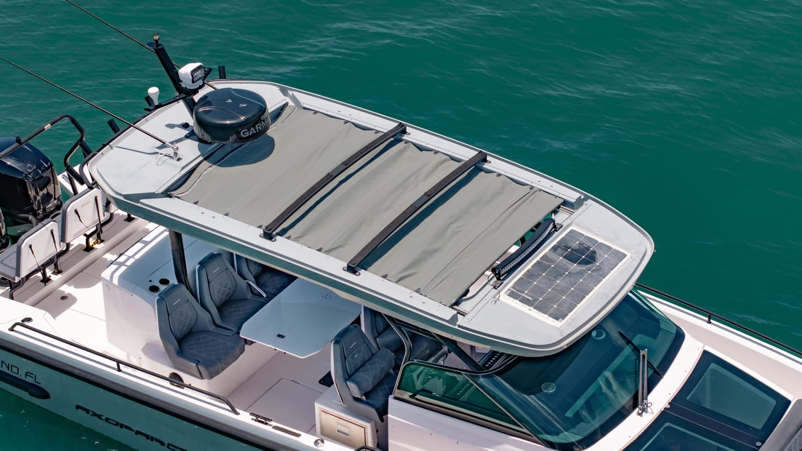 2023 Axopar 37 - Photo 25