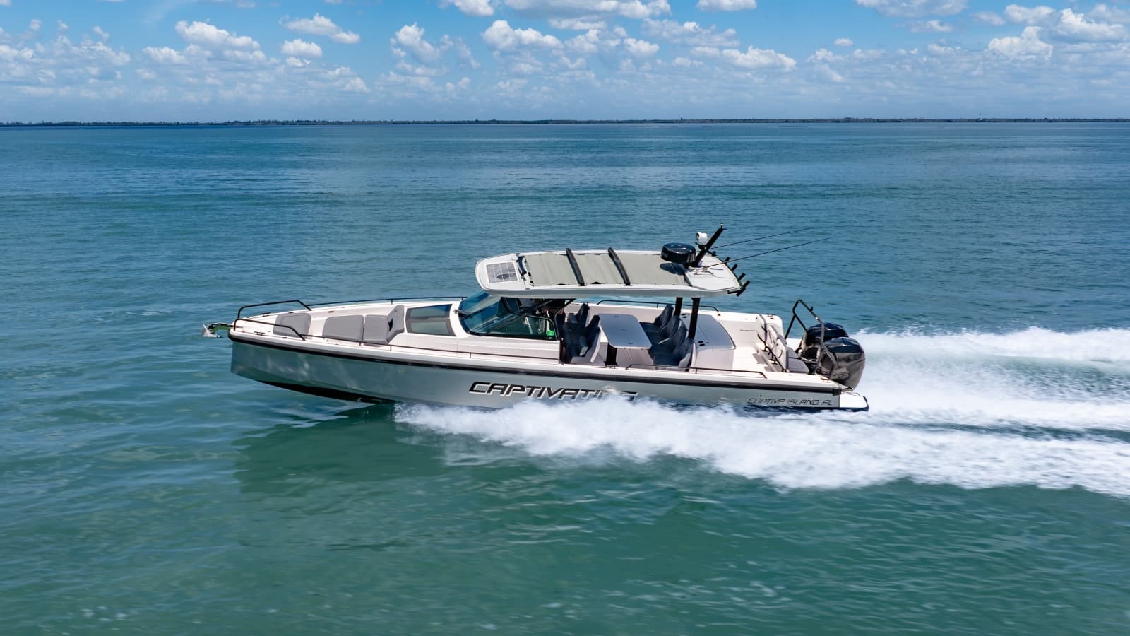 2023 Axopar 37 - Photo 18