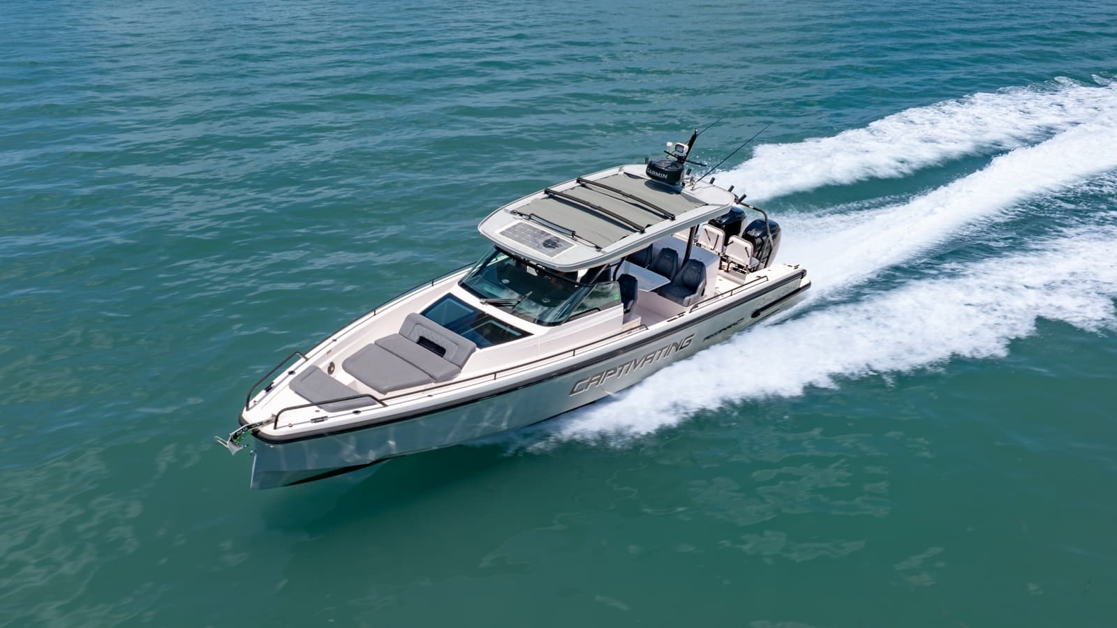 2023 Axopar 37 - Photo 17