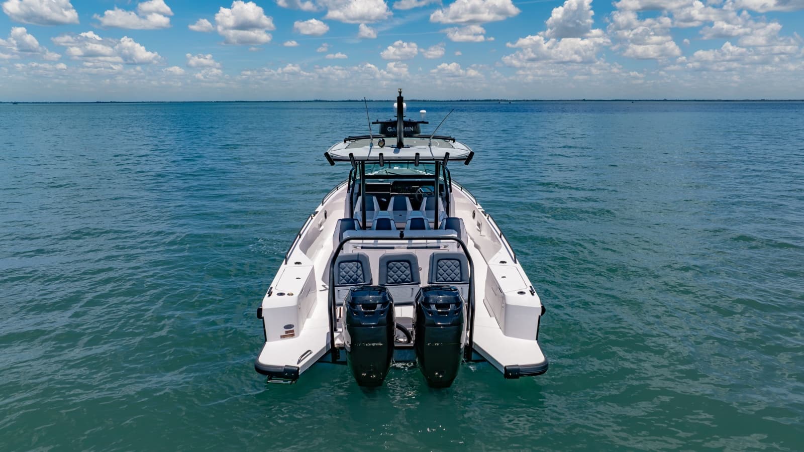 2023 Axopar 37 - Photo 22