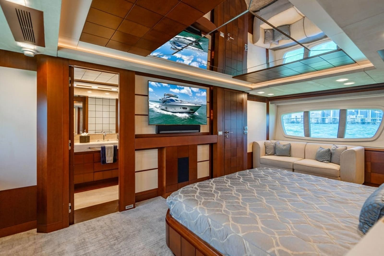 2008 Azimut Flybridge - Photo 15