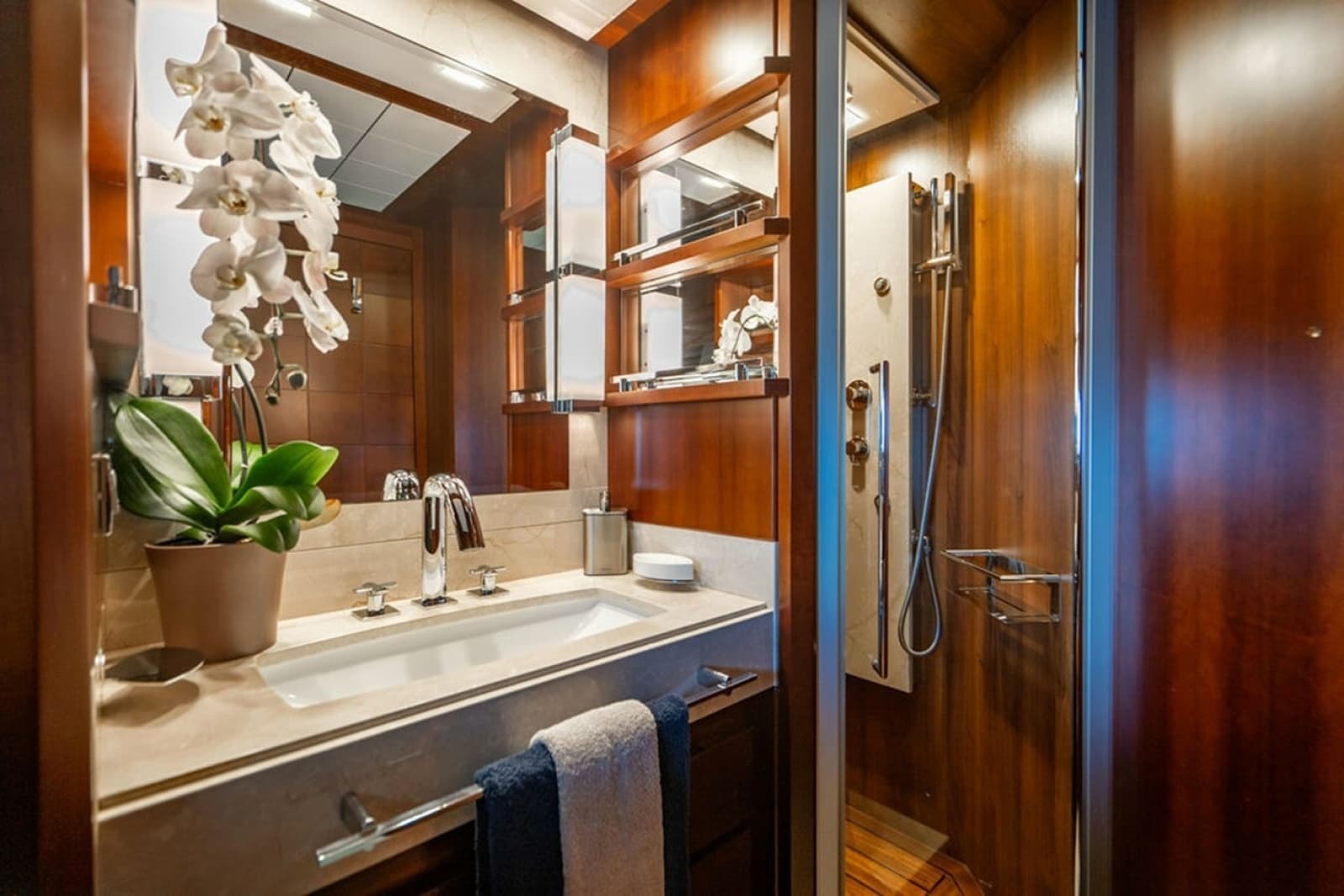 2008 Azimut Flybridge - Photo 21