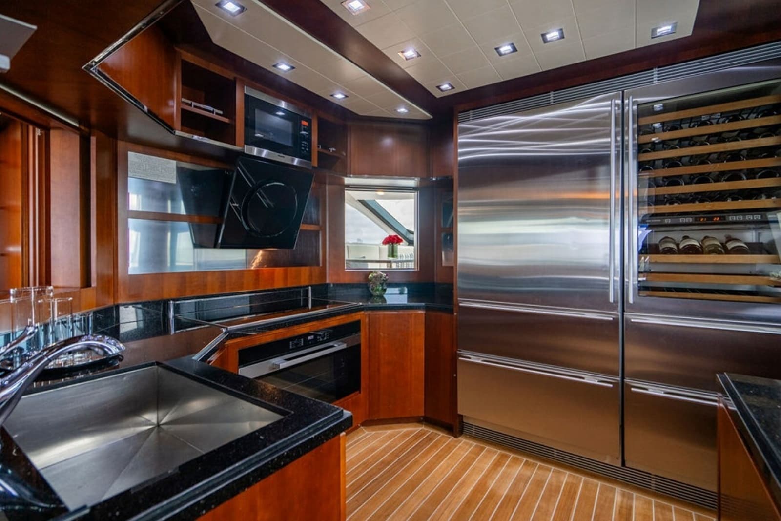 2008 Azimut Flybridge - Photo 9
