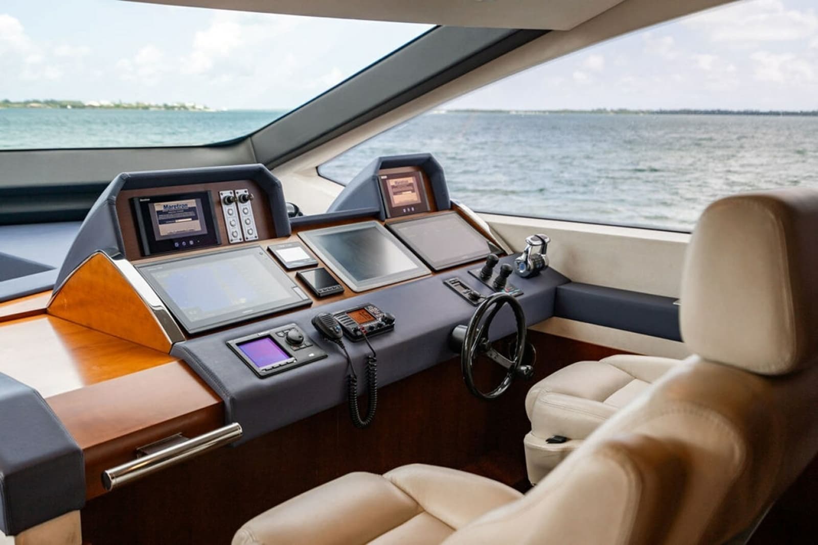 2008 Azimut Flybridge - Photo 13